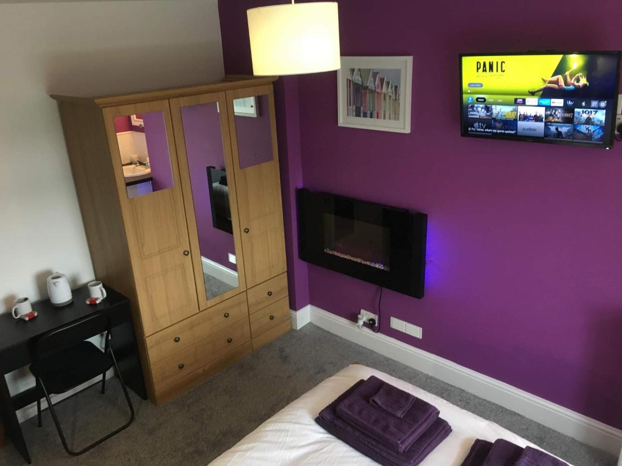 Moonraker Private Room In Our Cosy Cottage Home St Austell Buitenkant foto